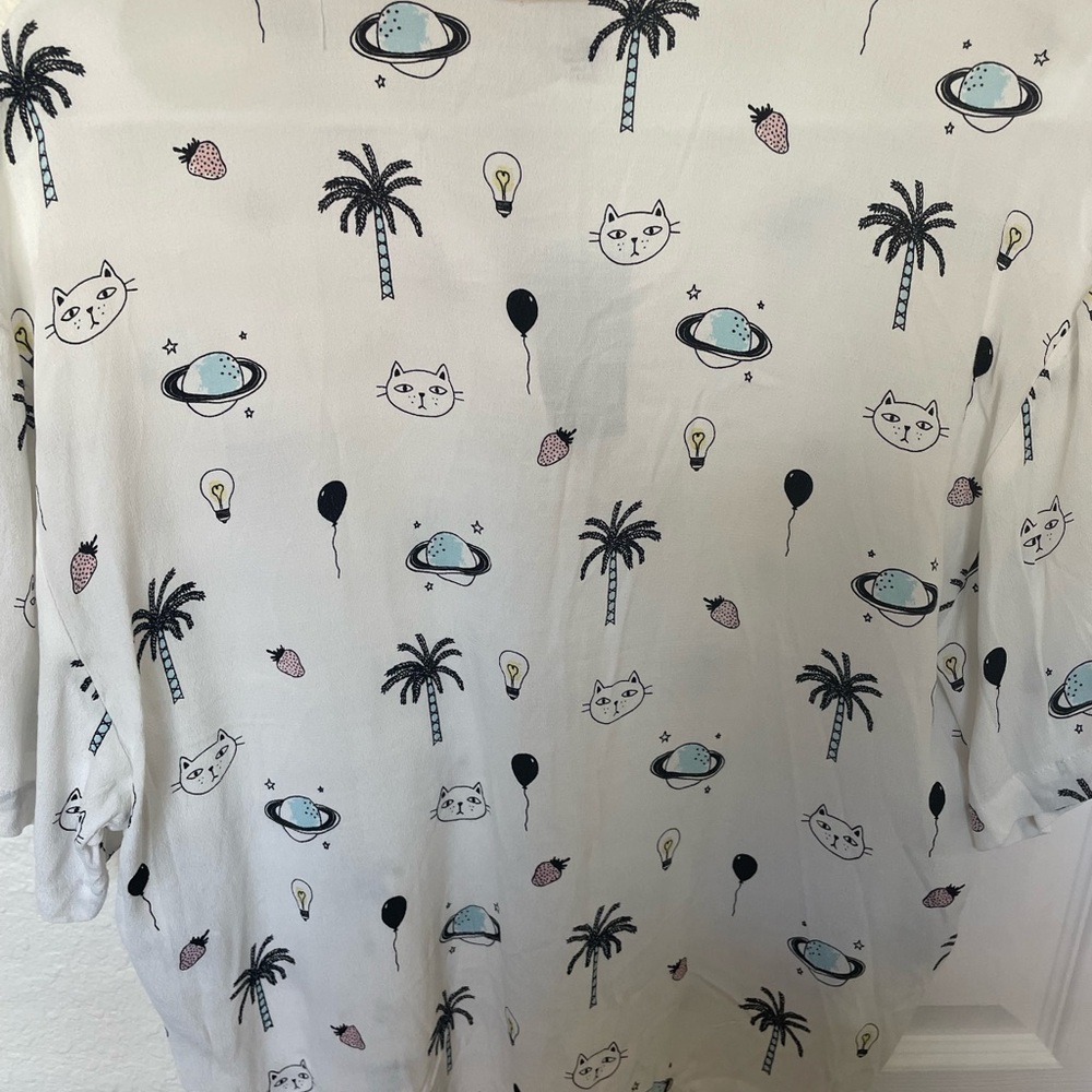 NEW WITH TAG- FOREVER 21 - Picture 4 of 5
